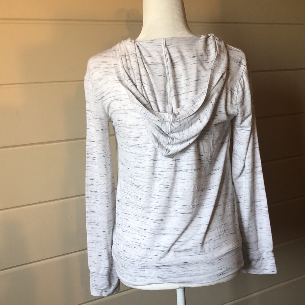 Zella Twist Knot Front Long Sleeve Hooded Shirt Size XL (14/16) - Picture 3 of 5